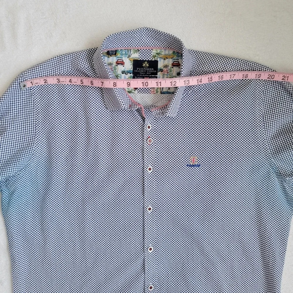 Pioneer Gragney London Button Down Shirt Blue White Pattern Logo Size XL. - Picture 10 of 12